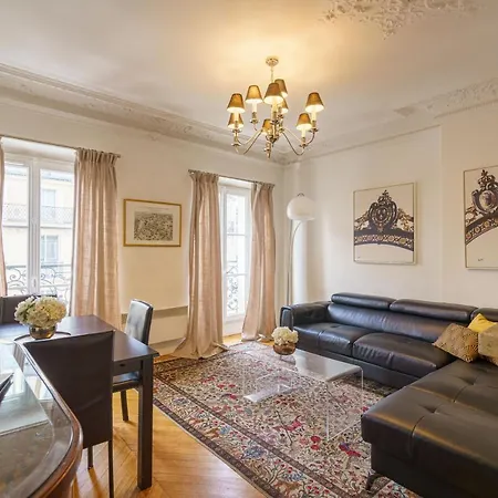 Du Louvre - Le Marais Parigi