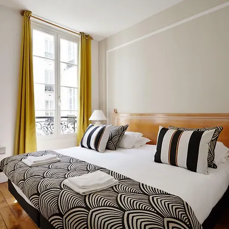 Apartment Du Louvre - Le Marais *