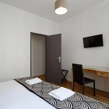 Apartment Du Louvre - Le Marais *