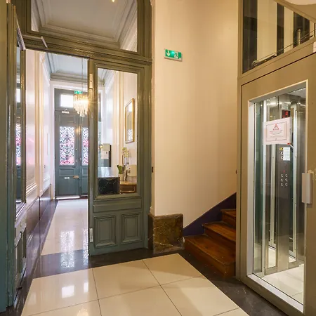 Apartment Du Louvre - Le Marais