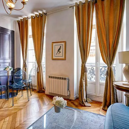 Du Louvre - Le Marais * Parigi