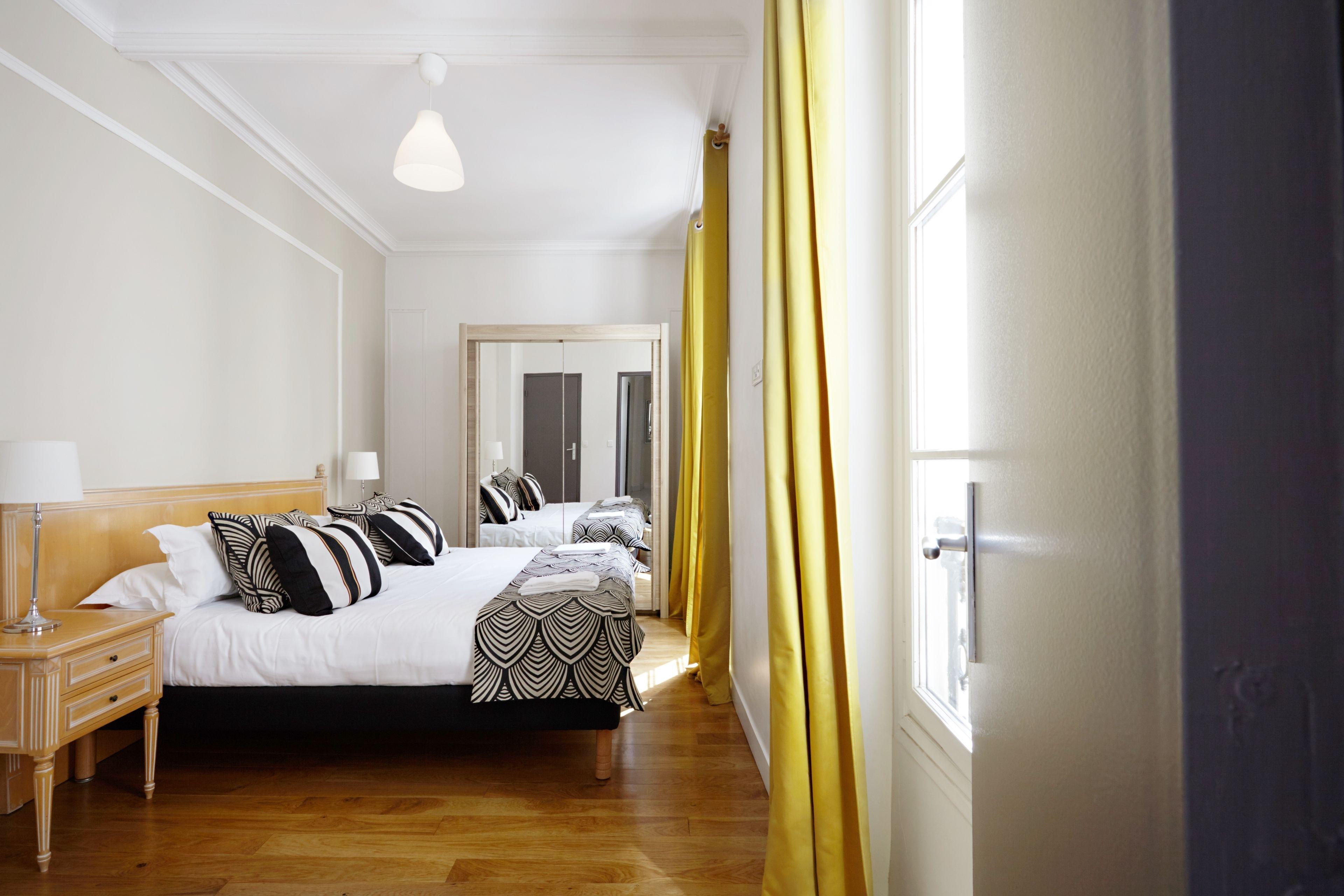 Apartment Du Louvre - Le Marais Paris