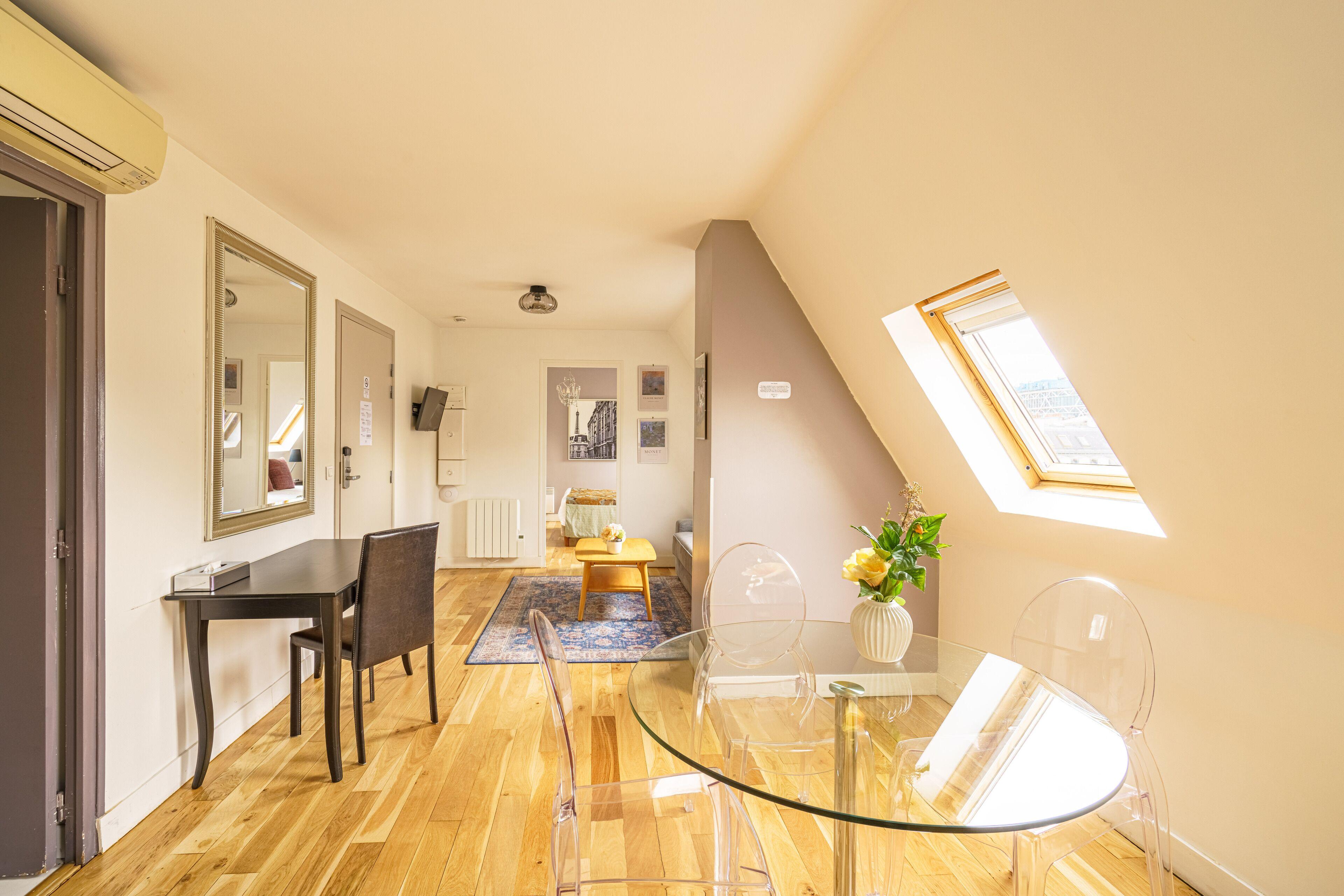 Du Louvre - Le Marais Apartment *