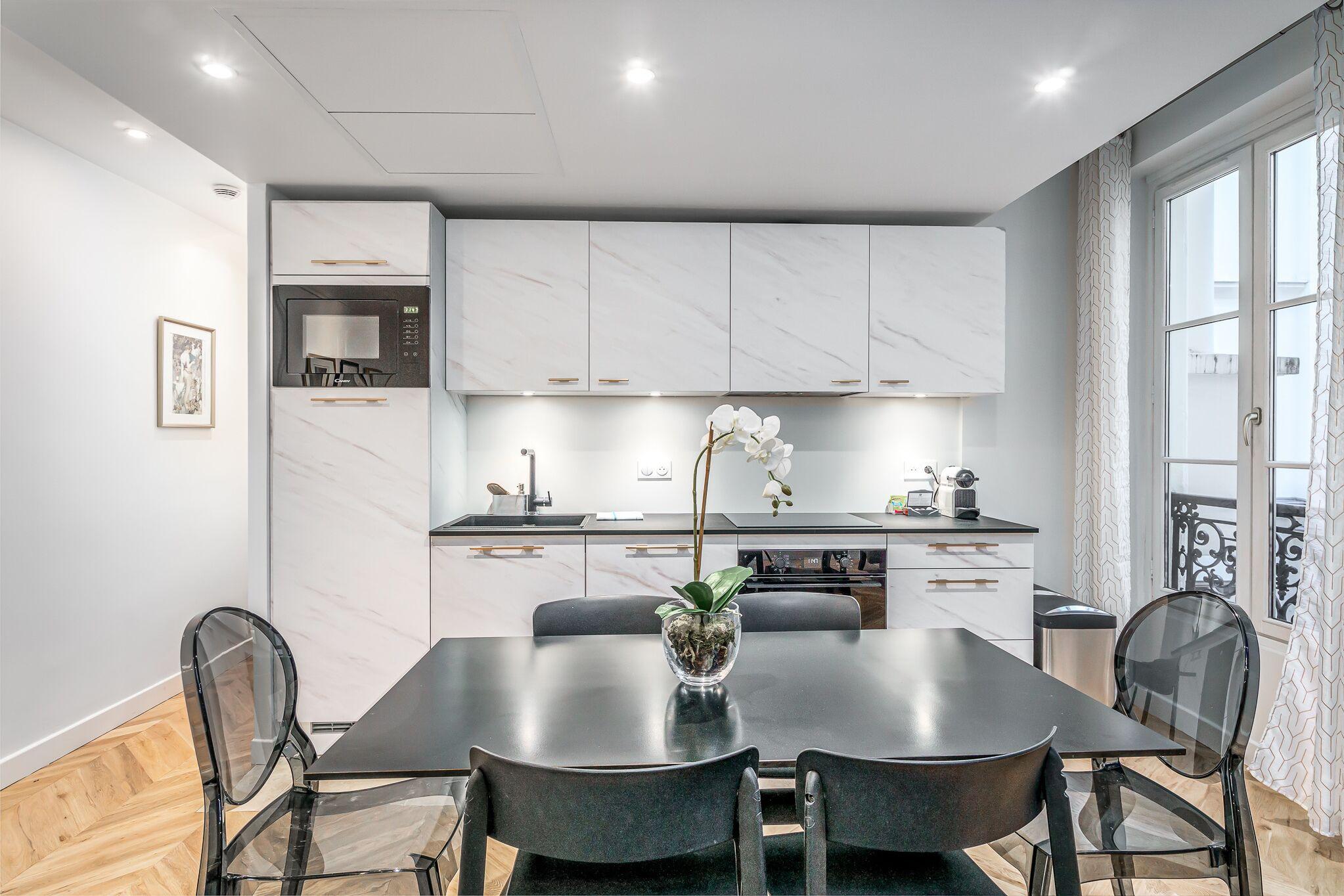 Du Louvre - Le Marais Apartment *